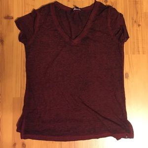 Short sleeve maroon shirt