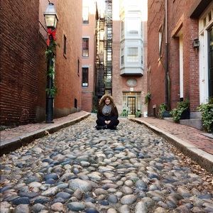 Meet your Posher, Alison