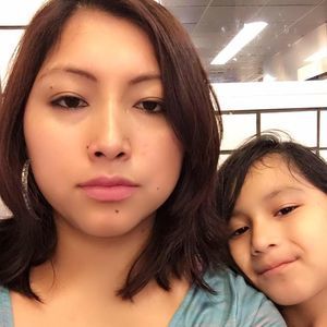 Meet your Posher, Ana