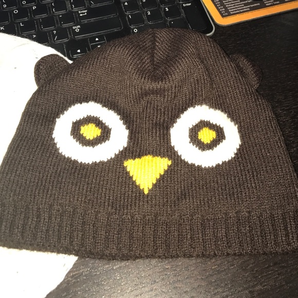 Bundle deal on hats - Picture 3 of 4