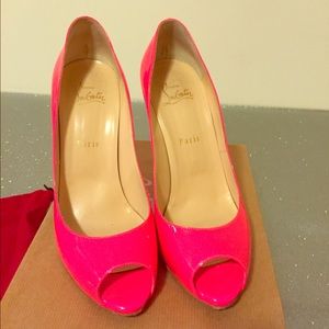 Christian Louboutin Flo Peep Toe Pumps