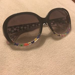 Betseyville | Flower Power Sunglasses