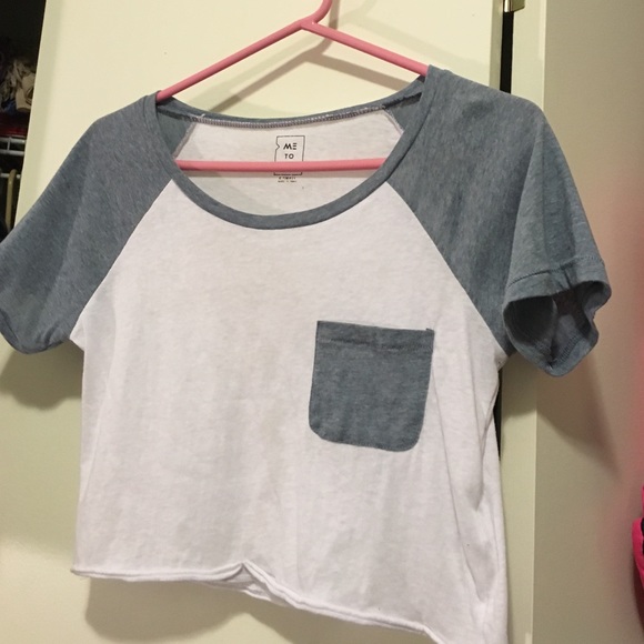 Baseball styled PacSun crop top - Picture 1 of 3