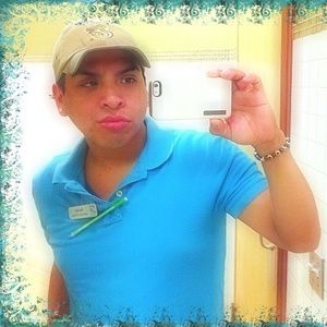 Meet your Posher, Javier