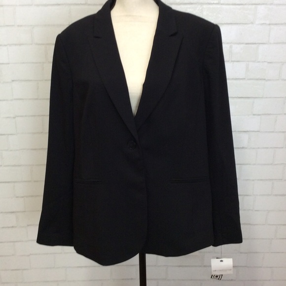 Liz Claiborne Jackets & Blazers - Clean out sale 2 days!Liz Claiborne Suit Blazer