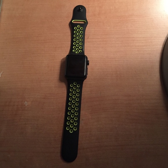 Nike Series 2 Apple Watch