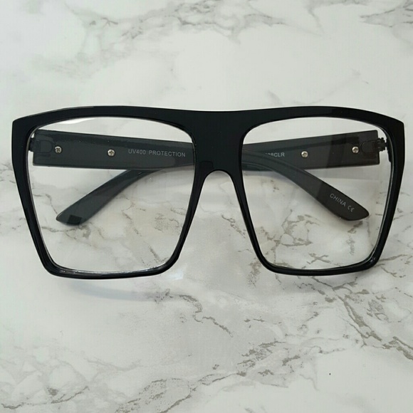 Sunglasses - Picture 4 of 7