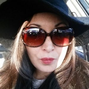 Meet your Posher, Celeste