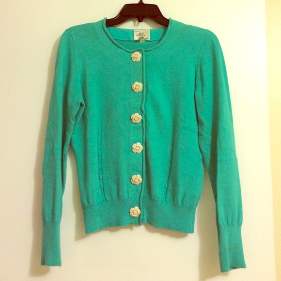 Milly fitted cardigan with rose-shaped buttons