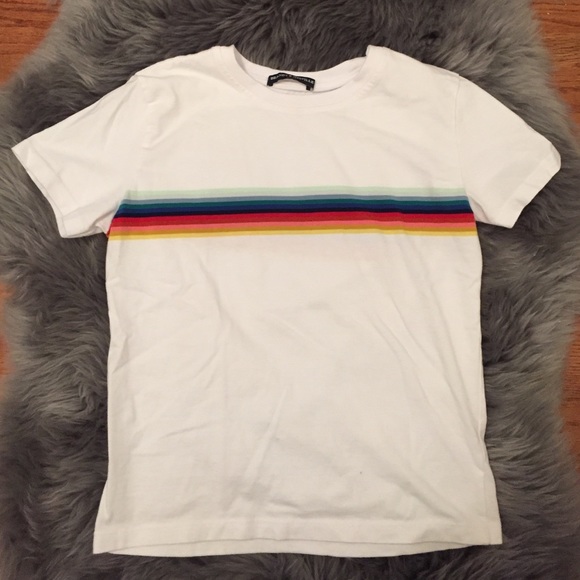Brandy Melville tshirt