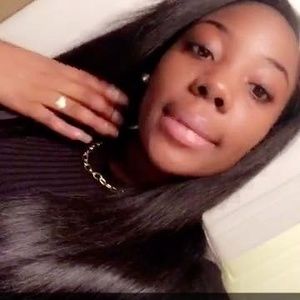 Meet your Posher, Nyeisha