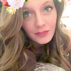 Meet your Posher, Christina