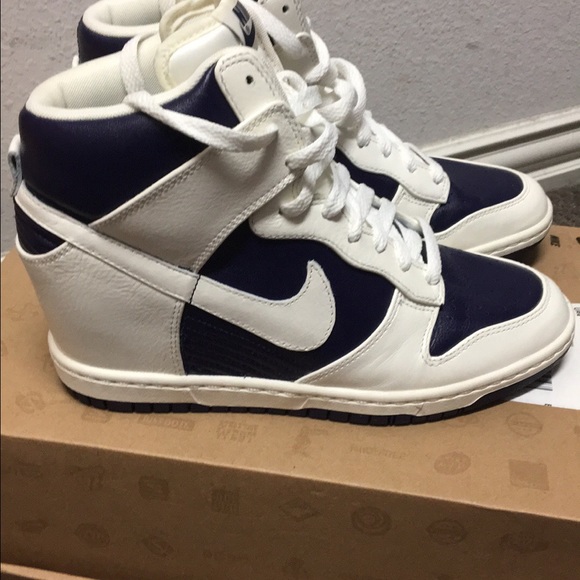 Nike women's dunk sky hi