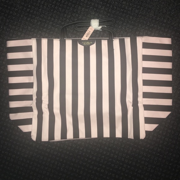 Brand-new Victoria's Secret tote
