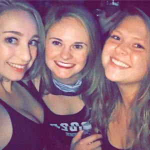 Meet your Posher, Caroline