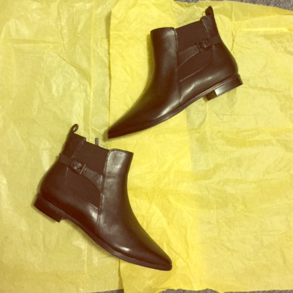 Clarks leather Chelsea boot