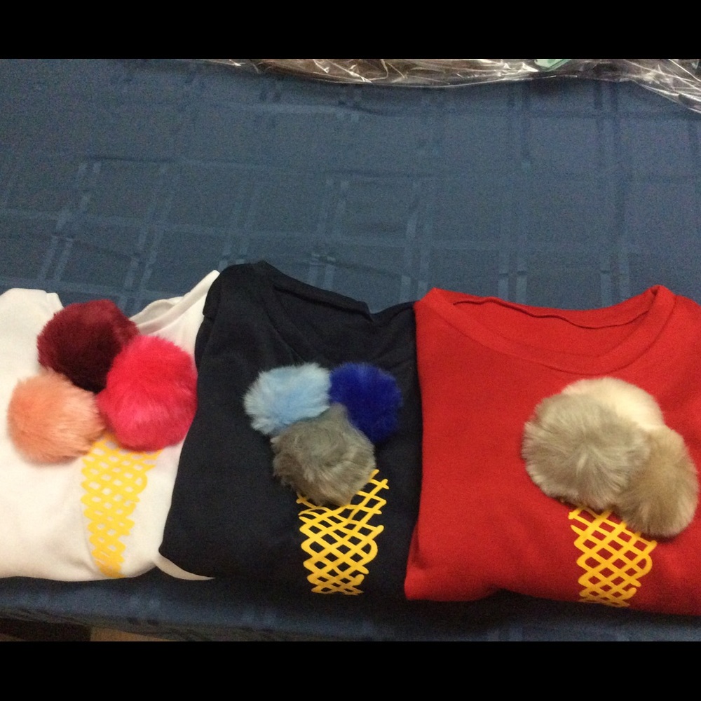 3D Crewneck Sweatshirt- Medium back in stock - Picture 4 of 4