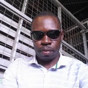 Meet your Posher, Troy