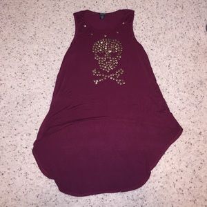 Skull studded hi-lo tank