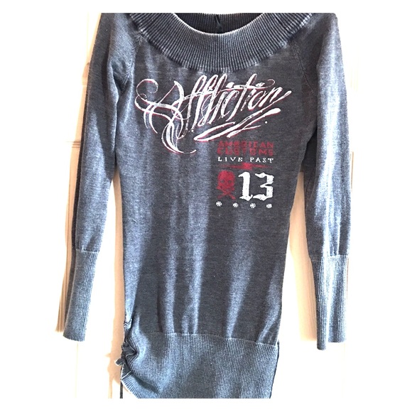 Long sleeve tee