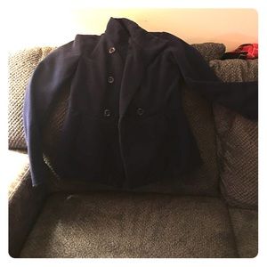 Worn a few times. Waist length. Super cute!