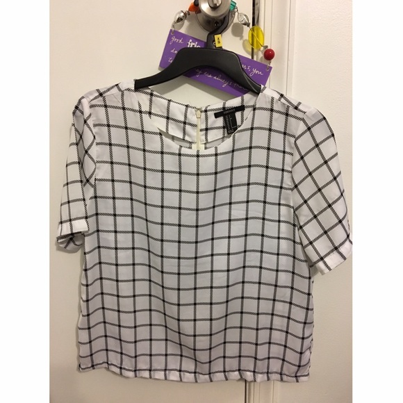 Loose fitting blouse