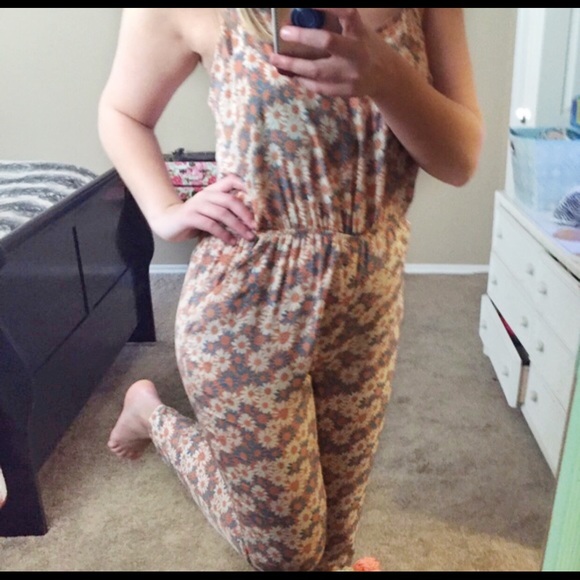Cutest little floral silky jumpsuit! - Picture 1 of 3