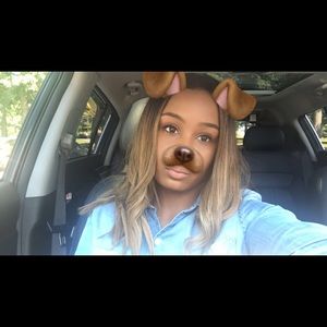 Meet your Posher, Alyssa