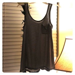 Cute tank top. Love but not my style!