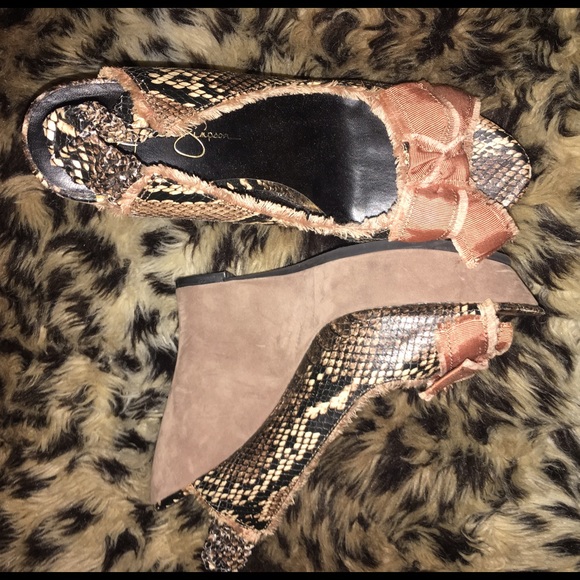 Jessica Simpson peach neutral wedge snakeskin