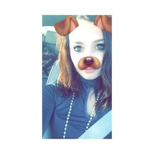 Meet your Posher, Kendra