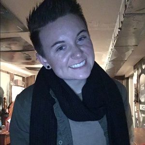 Meet your Posher, Lexi