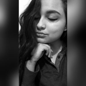 Meet your Posher, Lenea