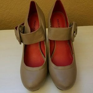 Madeline Stuart Heels