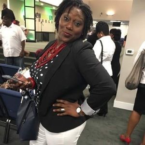 Meet your Posher, Catina