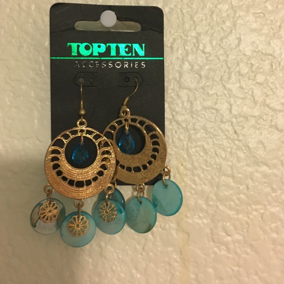 Dangly Earrings - Never Worn,