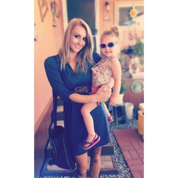 Meet your Posher, Jamie 💕 - Picture 3 of 4