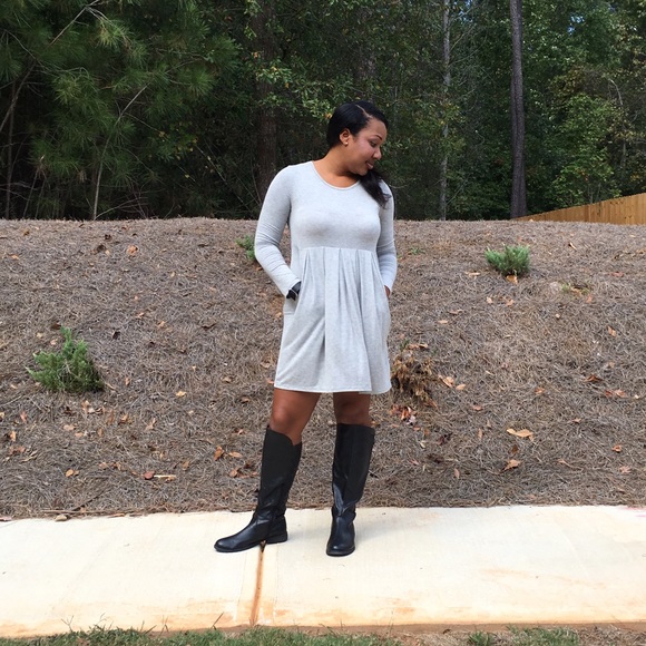 Sizes S - 2XL 🎉Host Pick🎉 - Picture 2 of 4