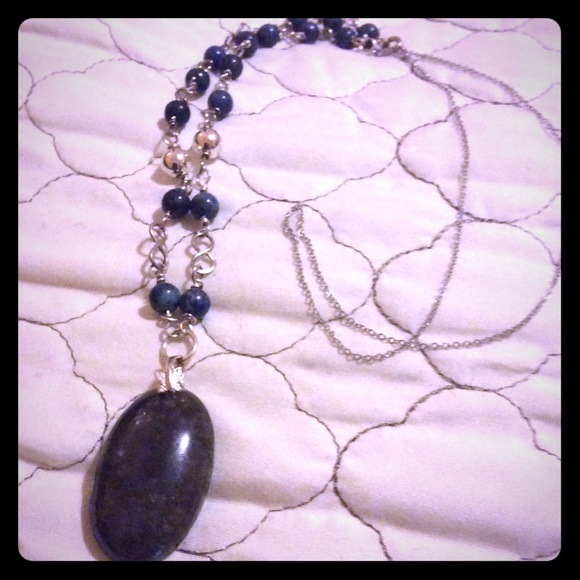 Labradorite and silver elegant necklace