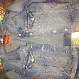 Levi's jean jacket