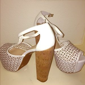 Jessica Simpson white platform heels