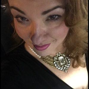 Meet your Posher, Gabriella