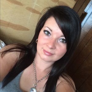 Meet your Posher, Vada