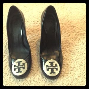 💥Authentic💥Tory burch black pump