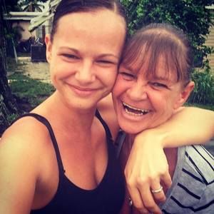 Meet your Posher, Pauline