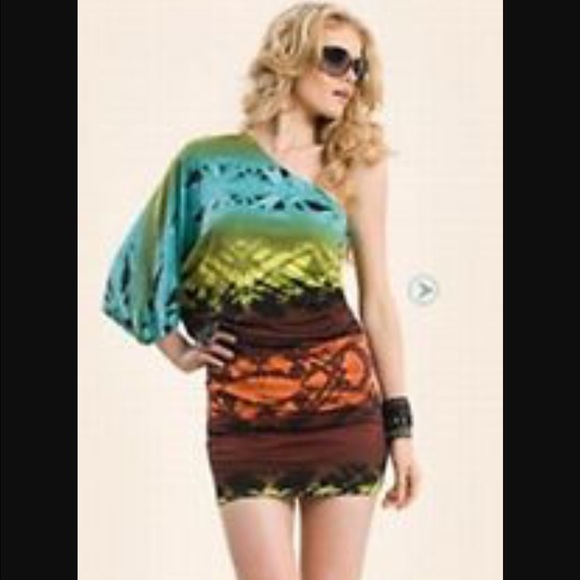 🍭NWT 🎉 Marciano multicolor dress