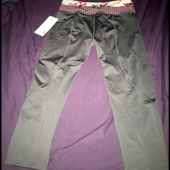 Everlast Capri Pants