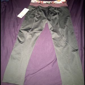 Everlast Capri Pants
