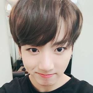 Meet your Posher, Ahyoung