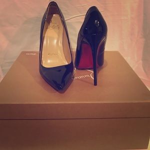 New,Just came with the dust bag